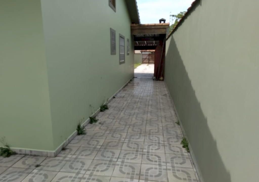 Imagem imóvel CASA LOTE INTEIRO A POUCOS METROS DA PRAIA CIBRATEL 2