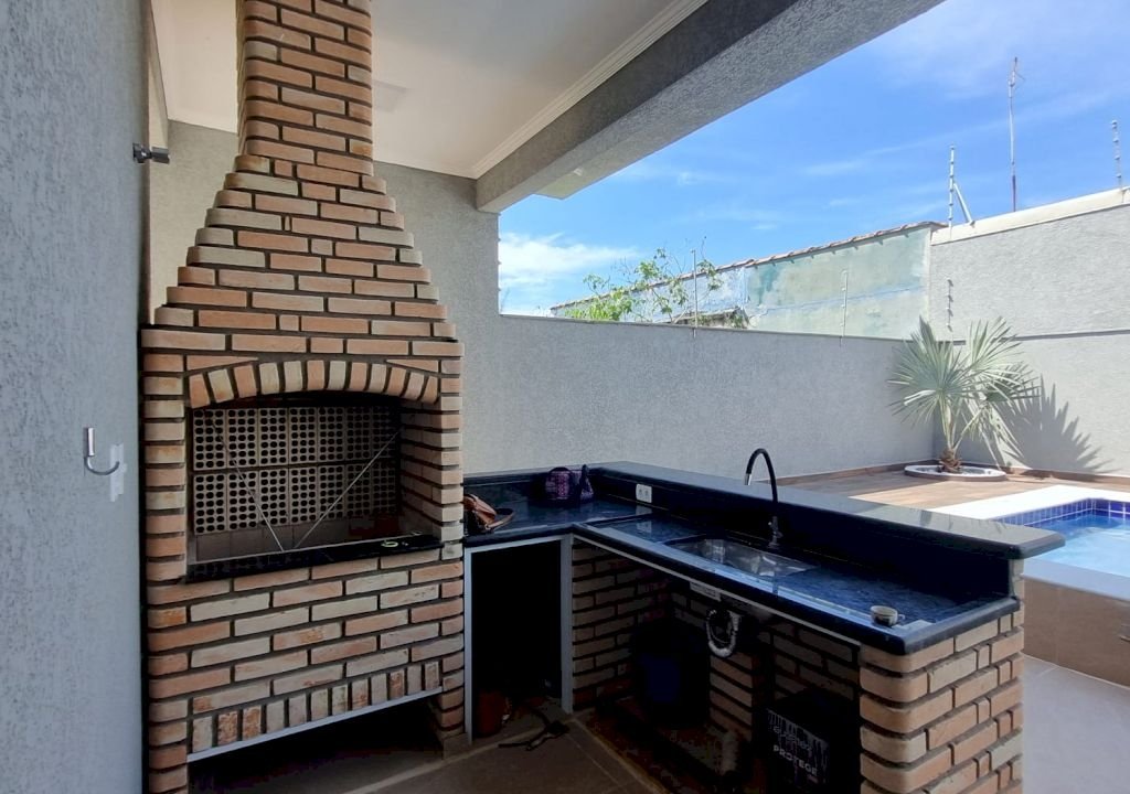 Imagem imóvel CASA 3 DORMITÓRIOS COM PISCINA E CHURRASQUEIRA