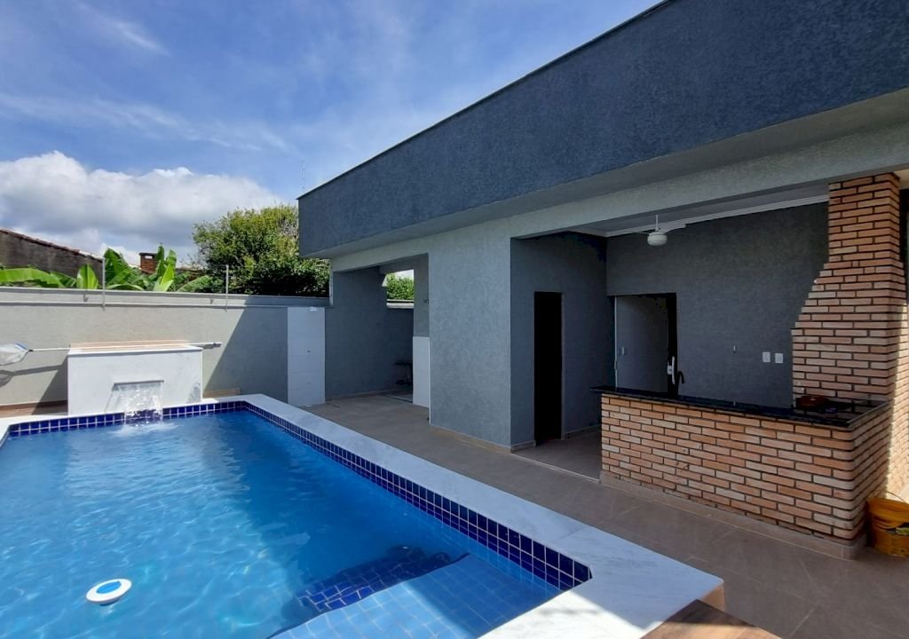 Imagem imóvel CASA 3 DORMITÓRIOS COM PISCINA E CHURRASQUEIRA