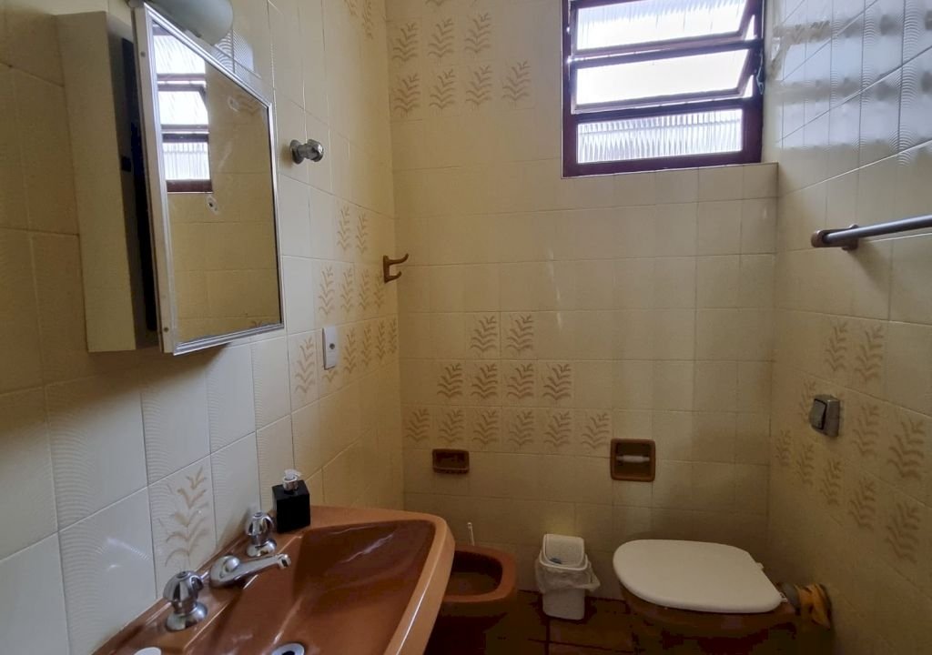 Imagem imóvel CASA COM 6 DORMITÓRIOS NO CIBRATEL