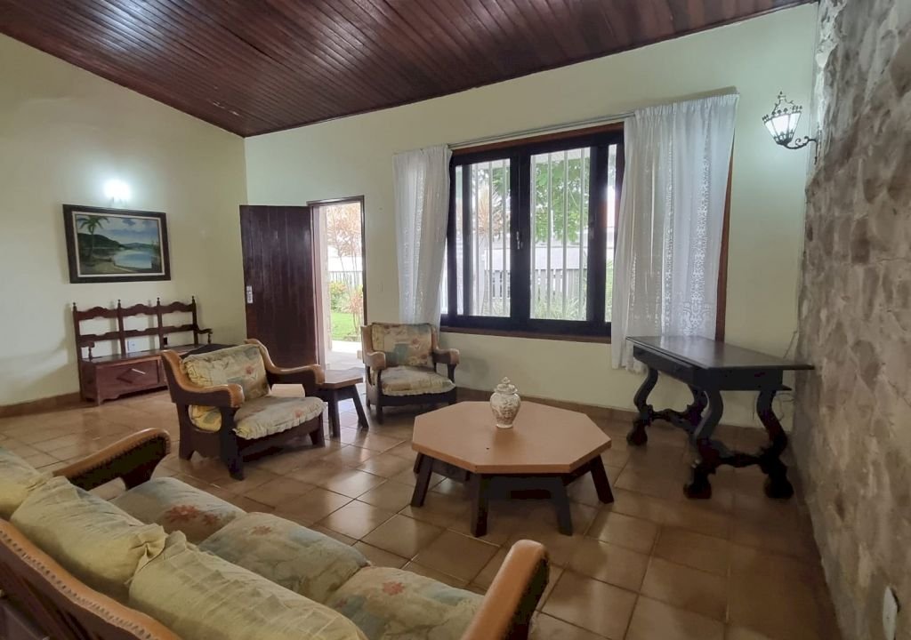 Imagem imóvel CASA COM 6 DORMITÓRIOS NO CIBRATEL