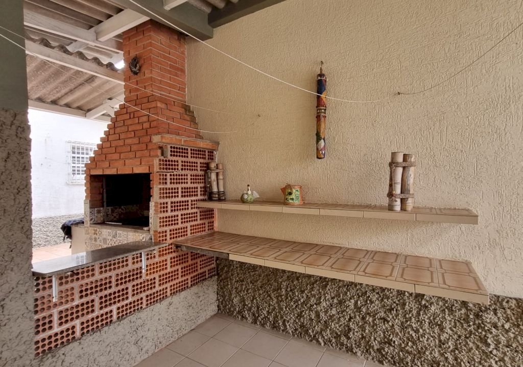 Imagem imóvel CASA COM 6 DORMITÓRIOS NO CIBRATEL