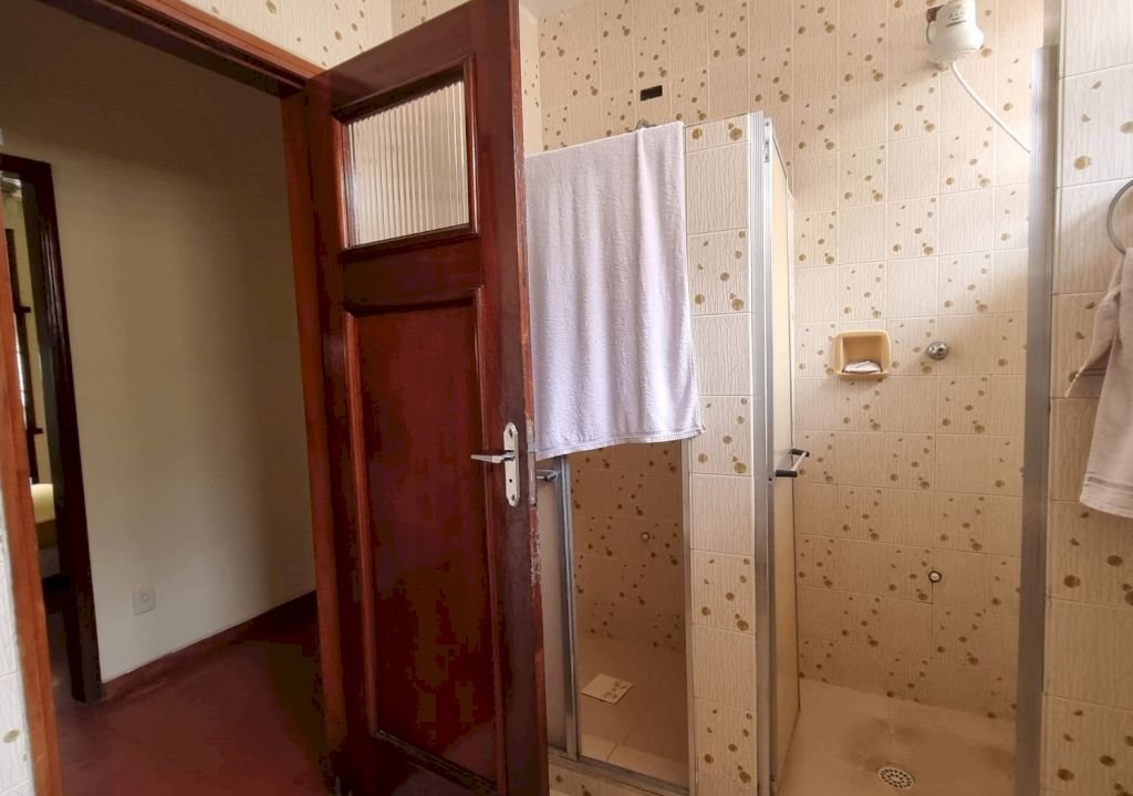 Imagem imóvel CASA COM 6 DORMITÓRIOS NO CIBRATEL