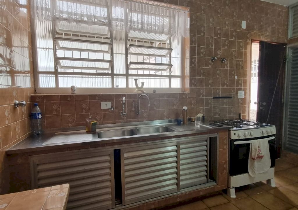 Imagem imóvel CASA COM 6 DORMITÓRIOS NO CIBRATEL