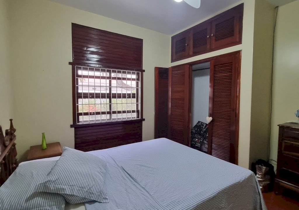 Imagem imóvel CASA COM 6 DORMITÓRIOS NO CIBRATEL