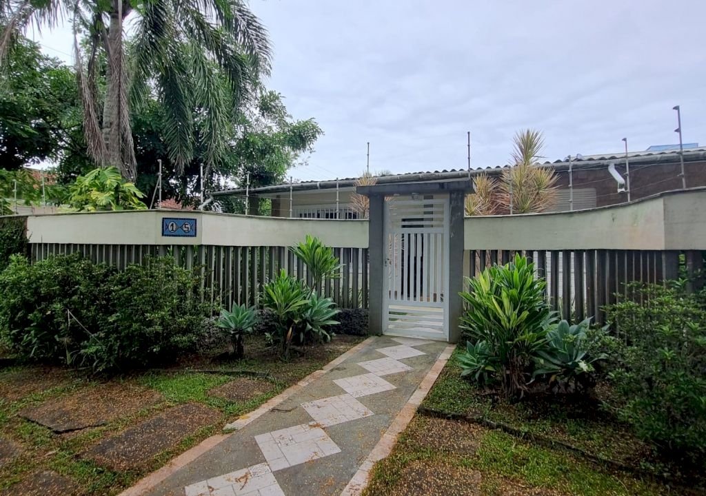 Imagem imóvel CASA COM 6 DORMITÓRIOS NO CIBRATEL