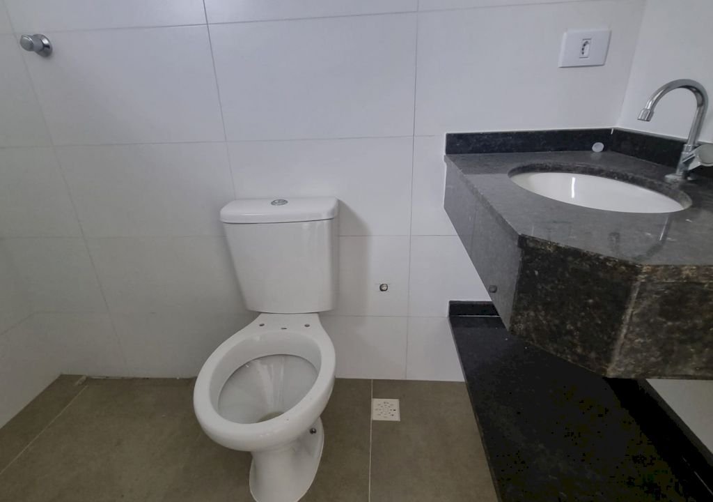 Imagem imóvel sobrado em condomínio fechado
