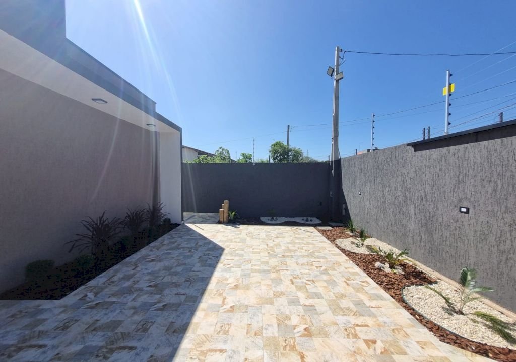 Imagem imóvel CASA TERRÉA COM 3 DORMITÓRIOS PISCINA CHURRASQUEIRA