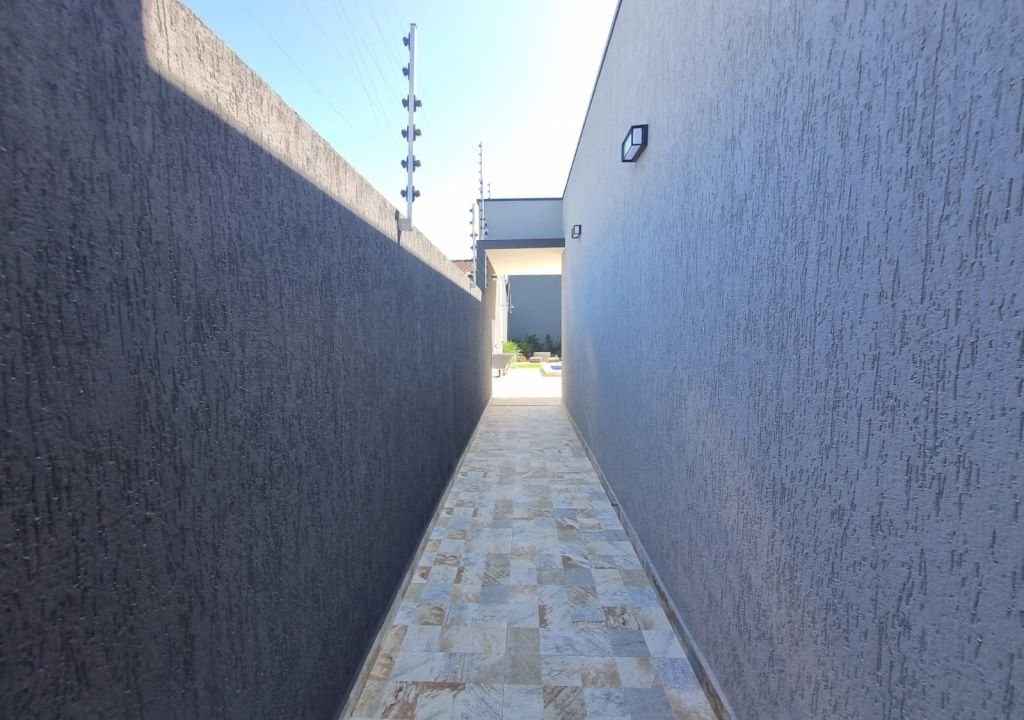 Imagem imóvel CASA TERRÉA COM 3 DORMITÓRIOS PISCINA CHURRASQUEIRA