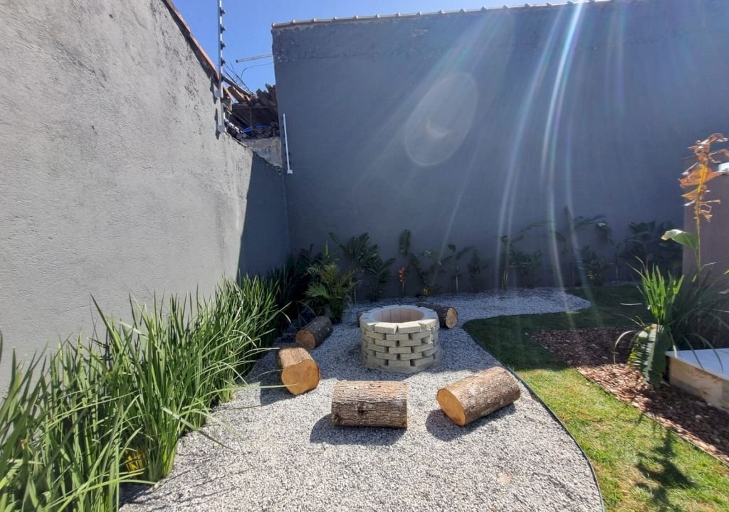 Imagem imóvel CASA TERRÉA COM 3 DORMITÓRIOS PISCINA CHURRASQUEIRA