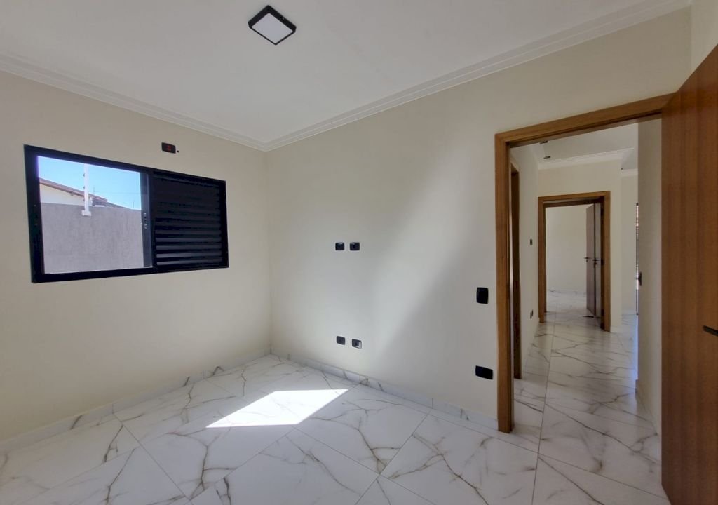 Imagem imóvel CASA TERRÉA COM 3 DORMITÓRIOS PISCINA CHURRASQUEIRA