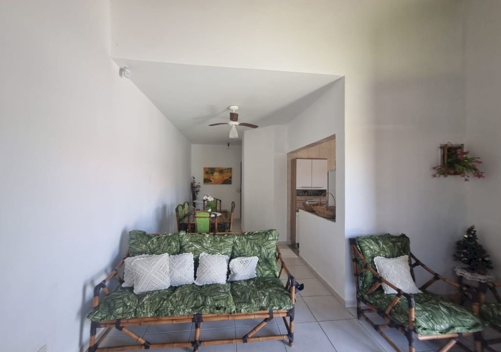 Imagem imóvel Casa térrea 2 dormitórios a 100 metros do mar