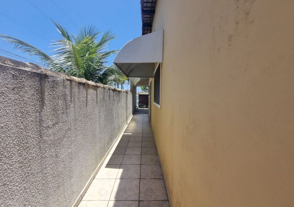 Imagem imóvel Casa térrea 2 dormitórios a 100 metros do mar