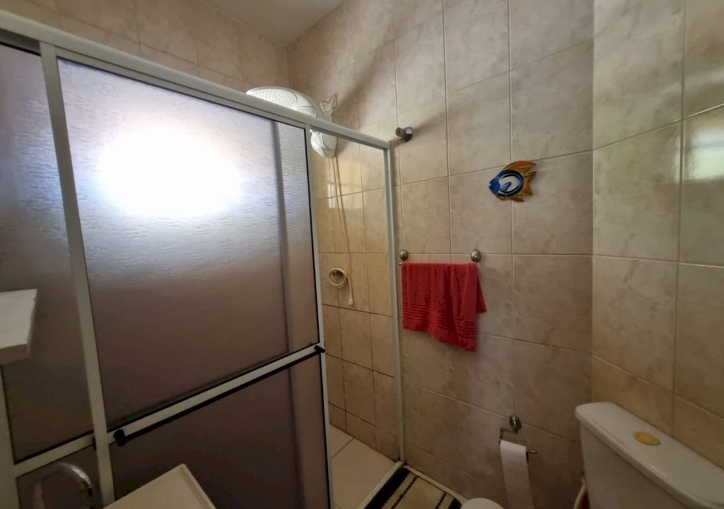 Imagem imóvel Casa térrea 2 dormitórios a 100 metros do mar