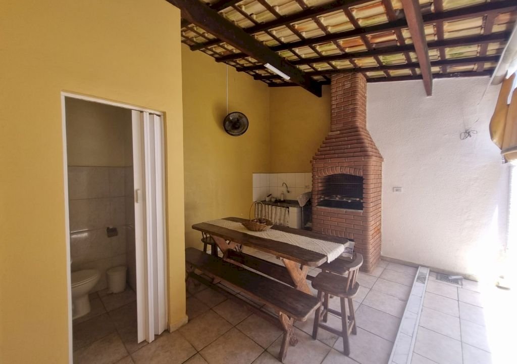 Imagem imóvel Casa térrea 2 dormitórios a 100 metros do mar