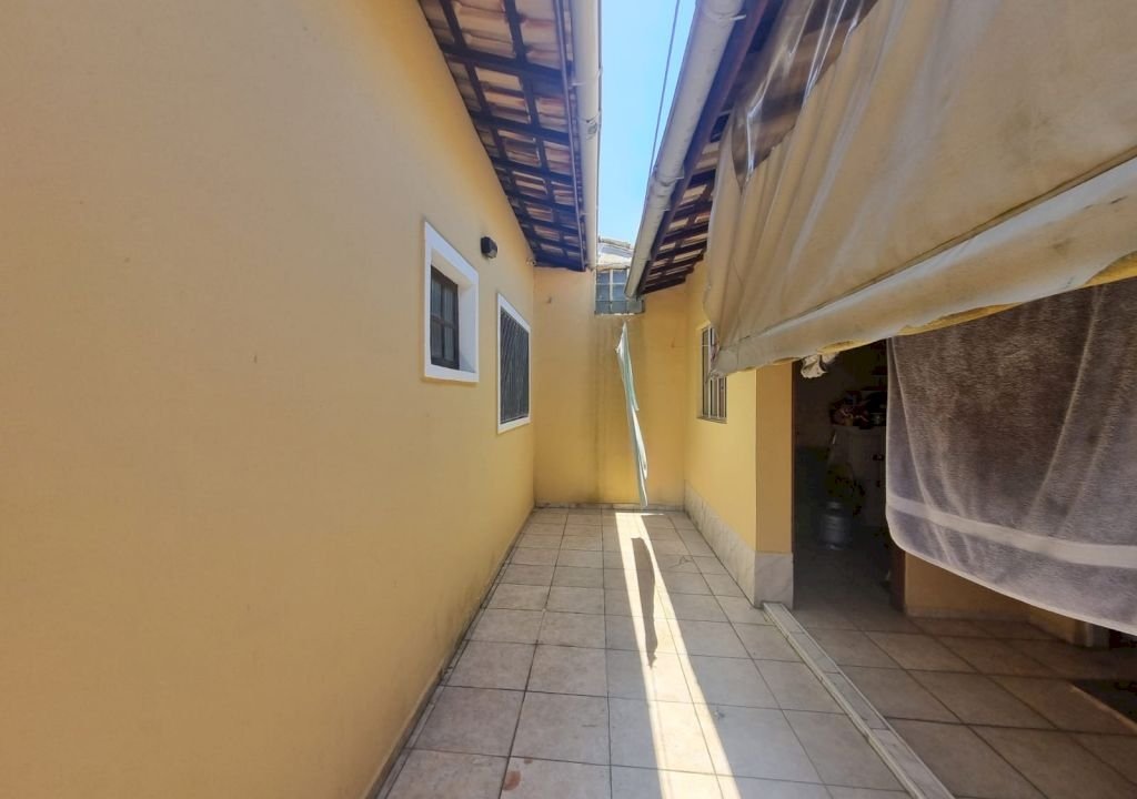 Imagem imóvel Casa térrea 2 dormitórios a 100 metros do mar