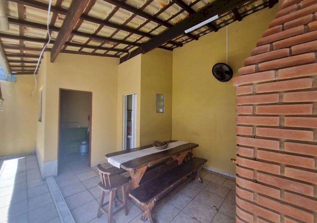 Imagem imóvel Casa térrea 2 dormitórios a 100 metros do mar