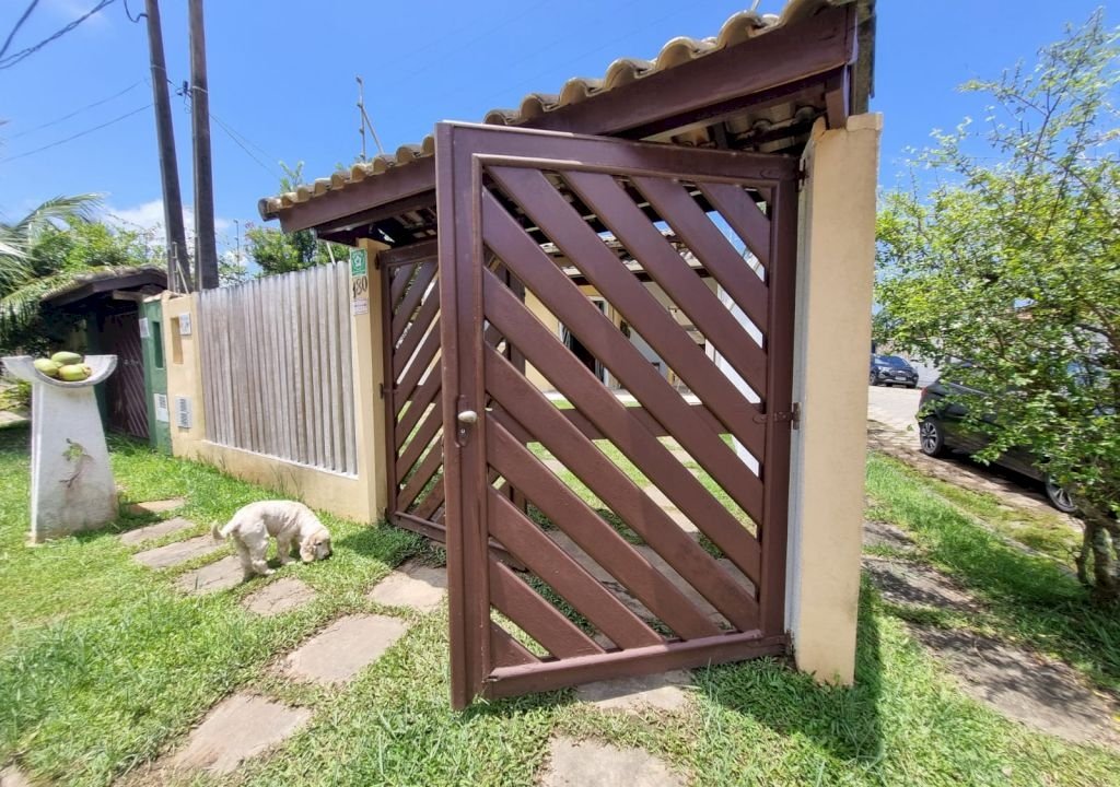 Imagem imóvel Casa térrea 2 dormitórios a 100 metros do mar