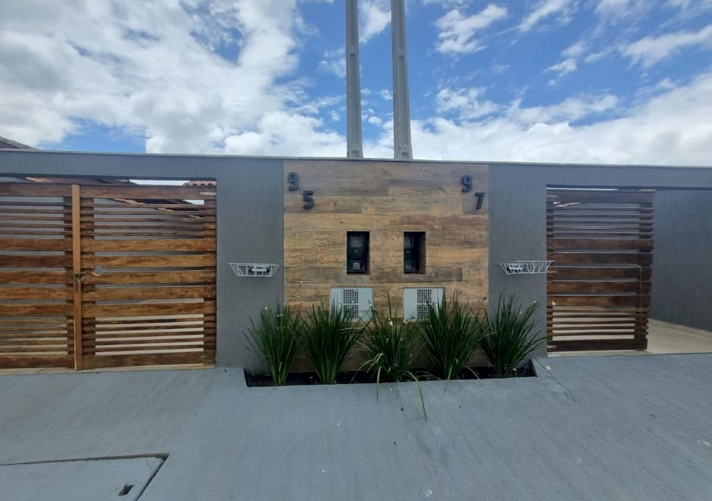 Imagem imóvel CASA TERRÉA 2 DORMITÓRIOS C/ 1 Suíte