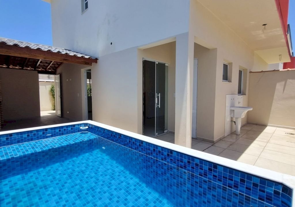 Imagem imóvel SOBRADO EM CONDOMINIO FECHADO- RETA DA PRAIA