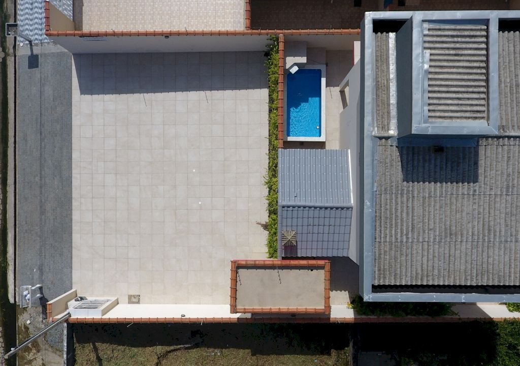 Imagem imóvel SOBRADO EM CONDOMINIO FECHADO- RETA DA PRAIA