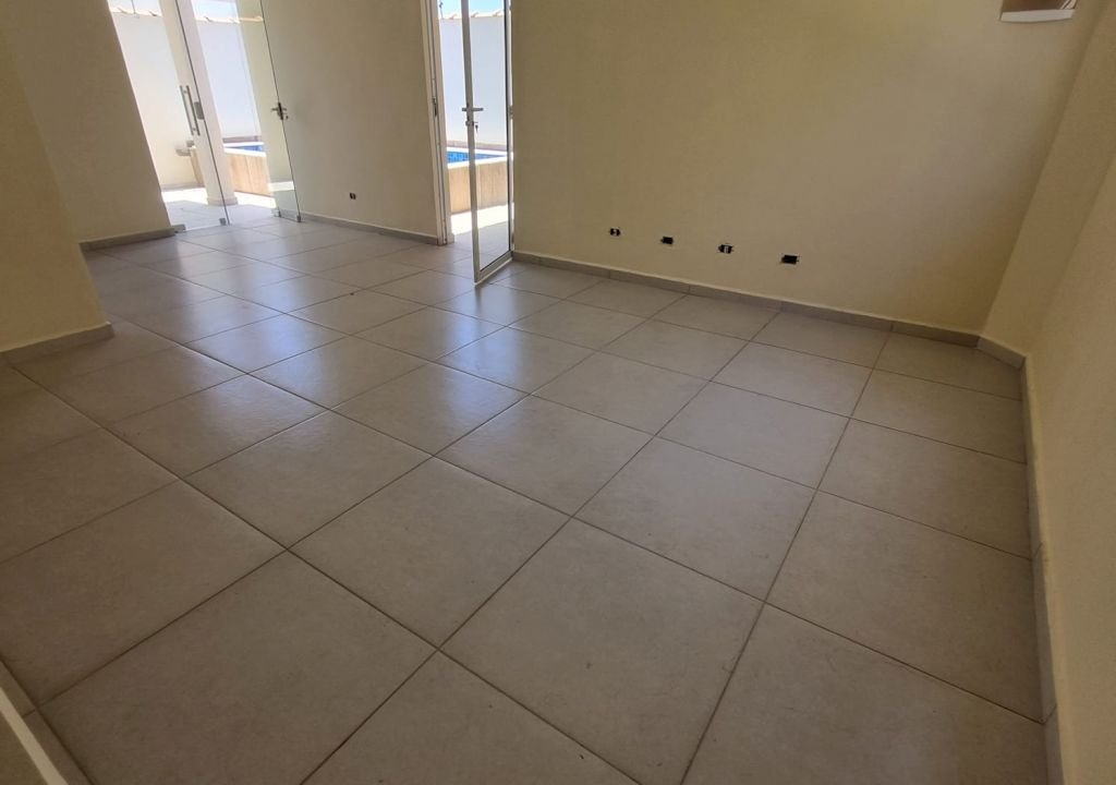 Imagem imóvel SOBRADO EM CONDOMINIO FECHADO- RETA DA PRAIA