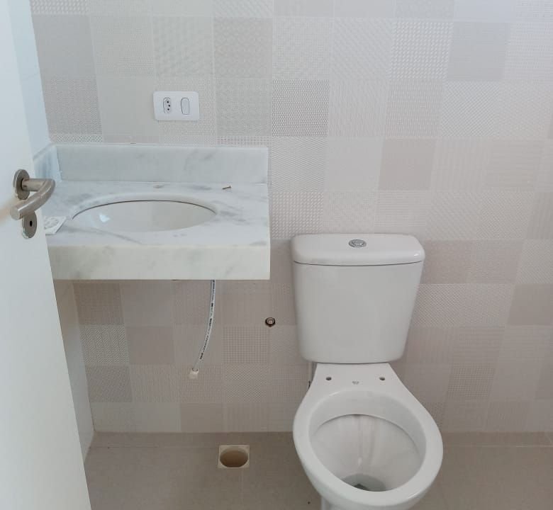 Imagem imóvel SOBRADO EM CONDOMINIO FECHADO- RETA DA PRAIA