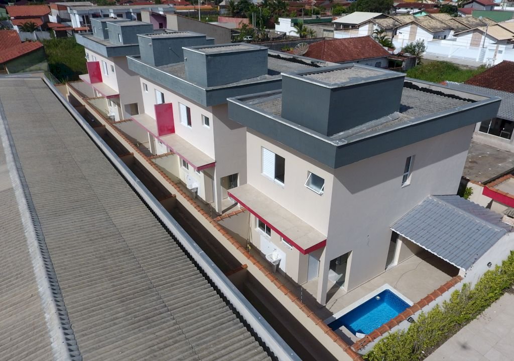 Imagem imóvel SOBRADO EM CONDOMINIO FECHADO- RETA DA PRAIA
