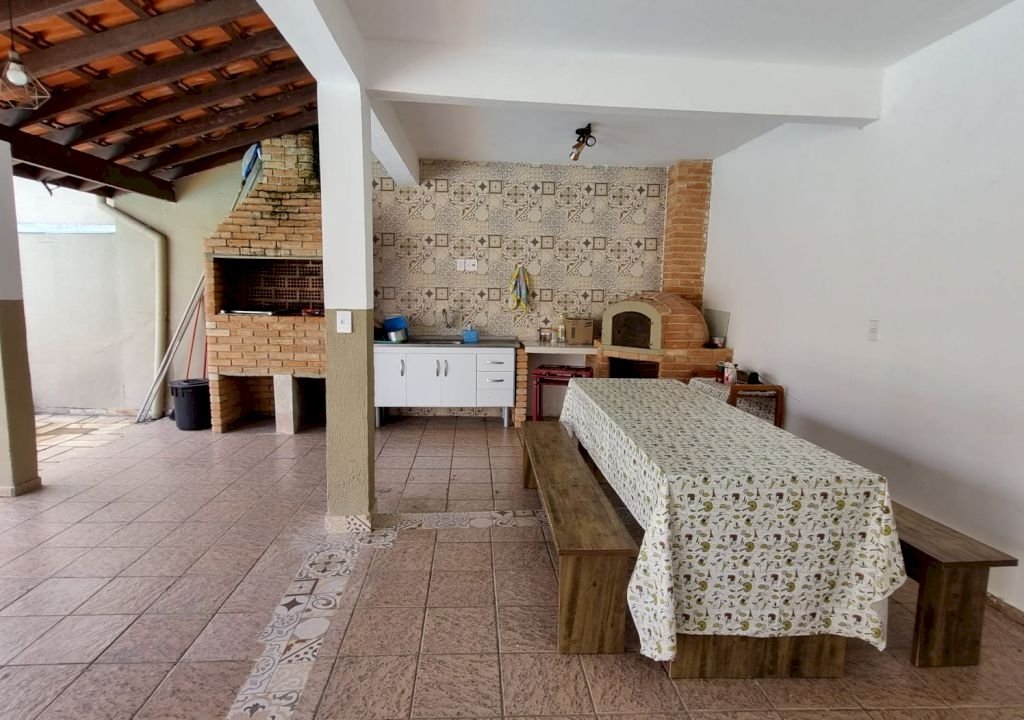 Imagem imóvel SOBRADO COM 4 DORMS PISCINA EM ALVENARIA