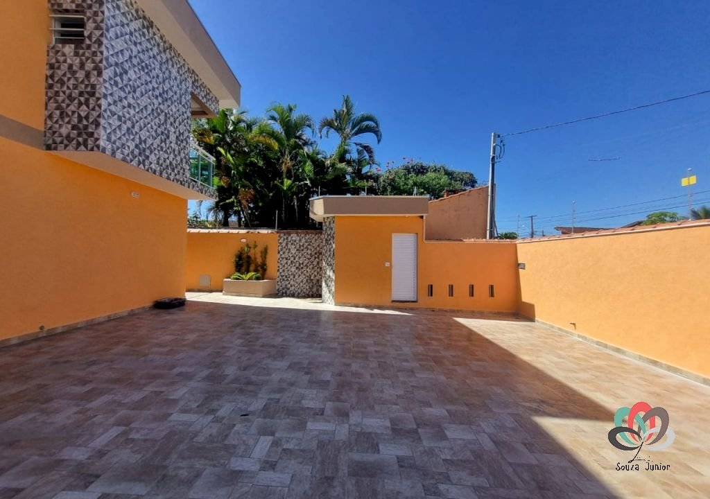 Imagem imóvel Sobrado 2 dormitórios com piscina individual